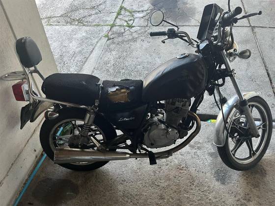 SUZUKI INTRUDER 125 SUZUKI INTRUDER 125